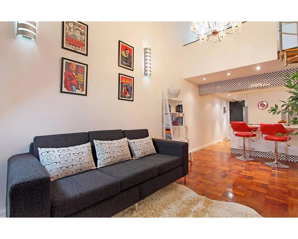 Afribode Old Mutual Apartments - Acacia Place ケープタウン