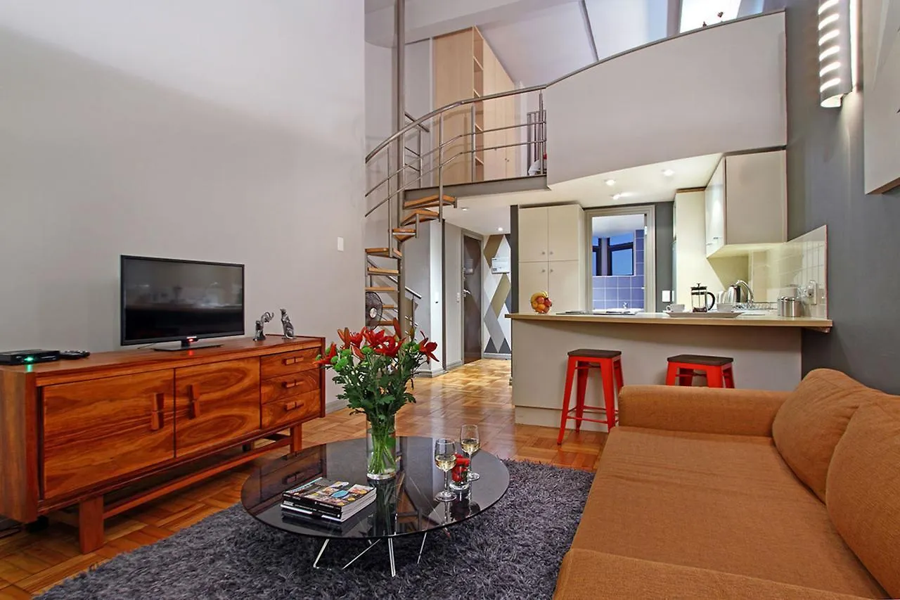 Afribode Old Mutual Apartments - Acacia Place ケープタウン