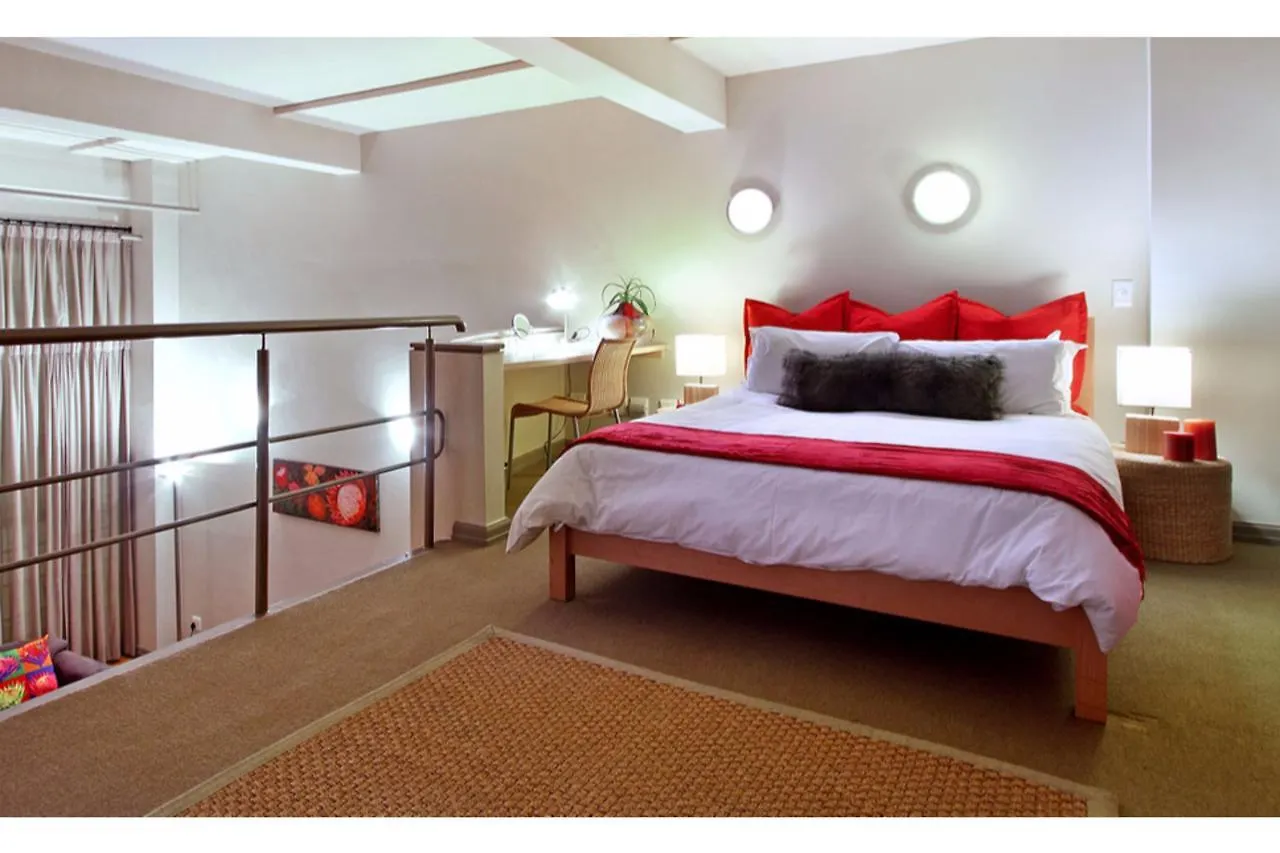 Afribode Old Mutual Apartments - Acacia Place Cape Town